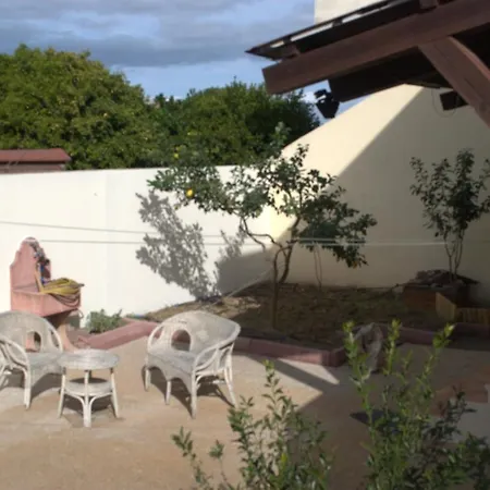 Elaia House בית נופש *