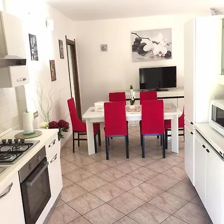 בית נופש Elaia House *