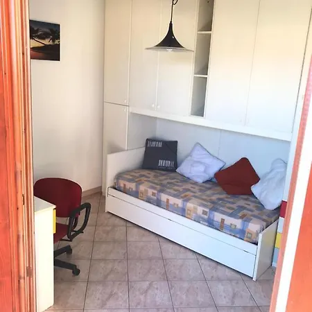 בית נופש Elaia House *