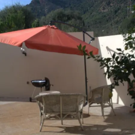 Elaia House *