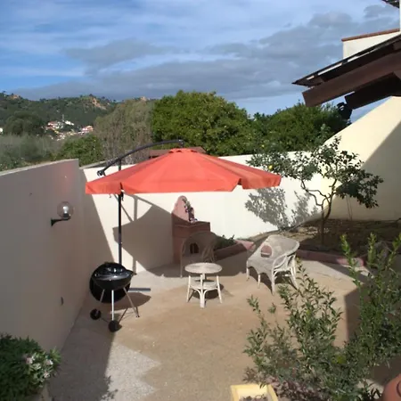 Elaia House *