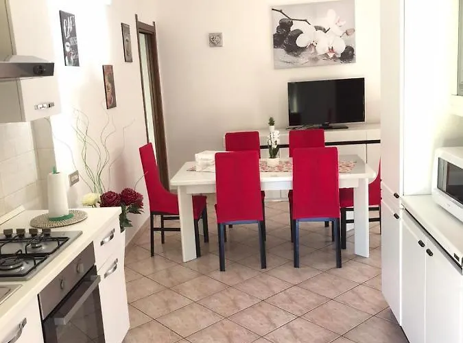 Nyaraló Elaia House *