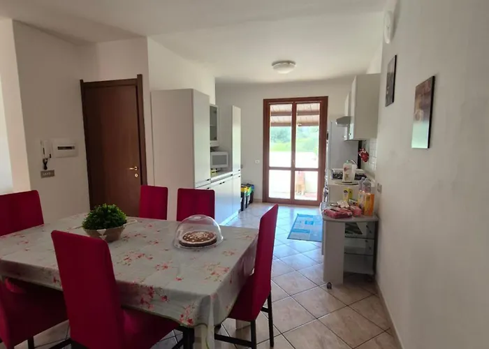 Elaia House Nyaraló *